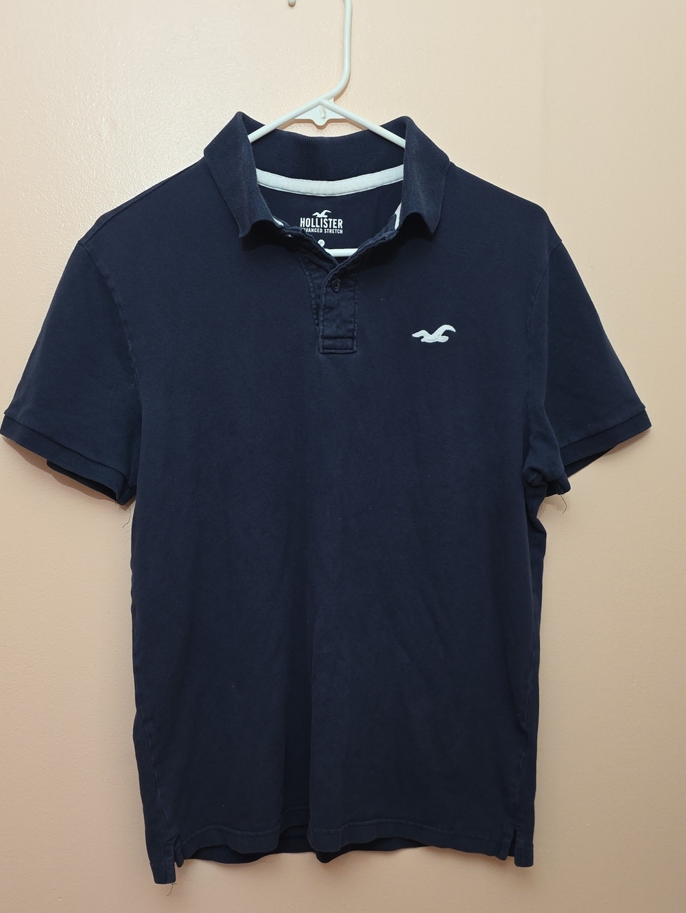 Hollister Men's Dark Navy Polo with White Logo